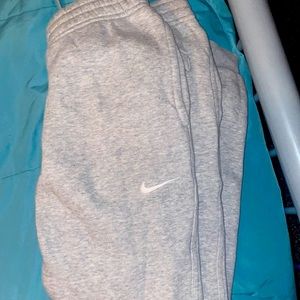 Nike swoosh sweatpants